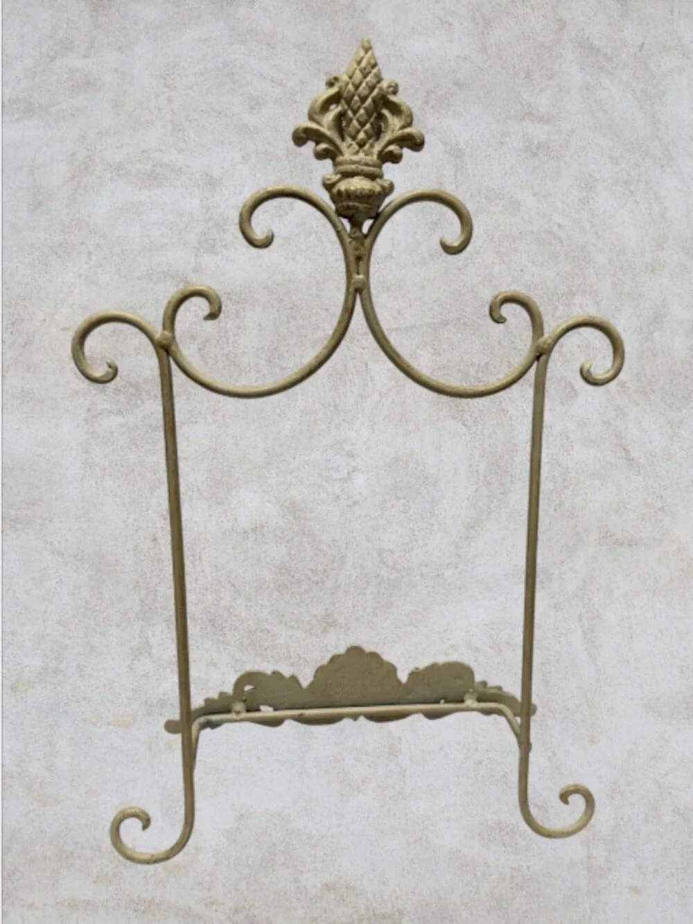 WALL EASEL -- Hanging Easel for Photo Frames, Shabby Chic, Distressed Cream